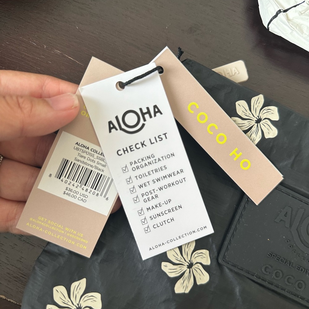 Aloha Collection Medium Pouch Bundle NWT - image 5